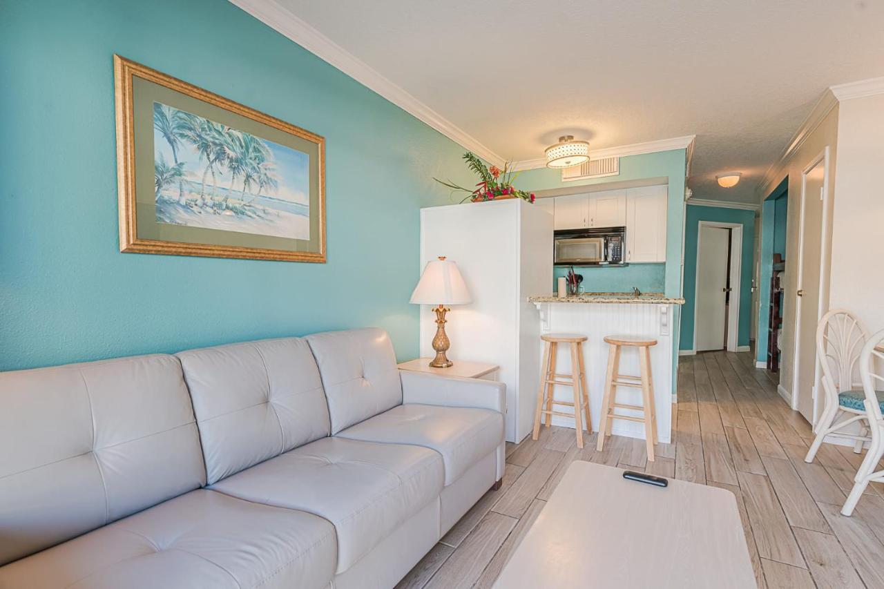 Beachside Bungalow With 2 Pools Hotel Galveston Exterior photo